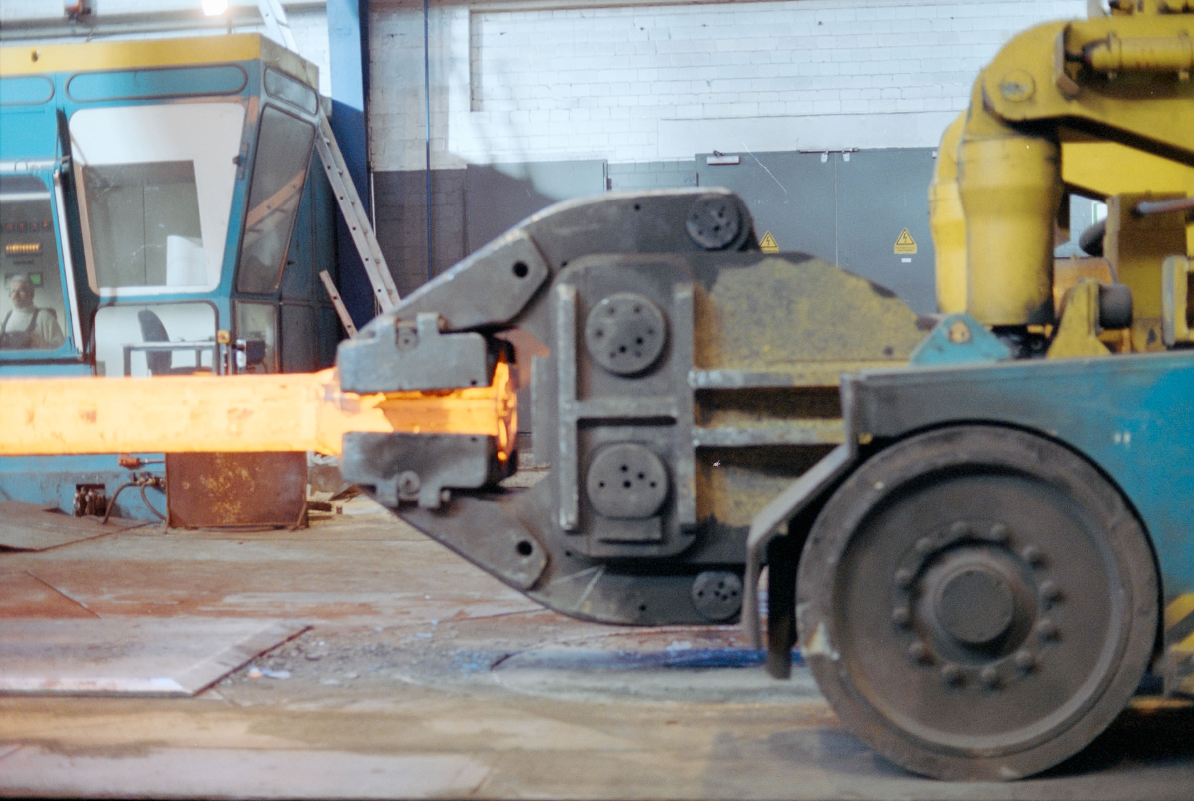 AHP film 2004 11 004 sc240828 img22 NLP